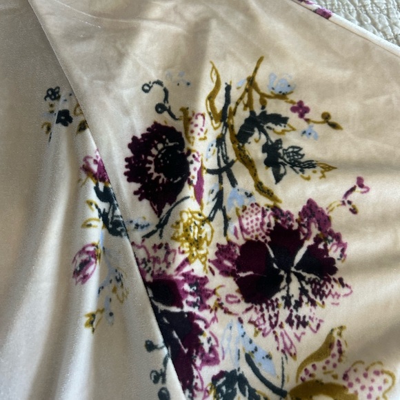 Intimately Free People Body Slouchy Velvet Oversized Ivory Floral Bodysuit Small - Picture 11 of 13